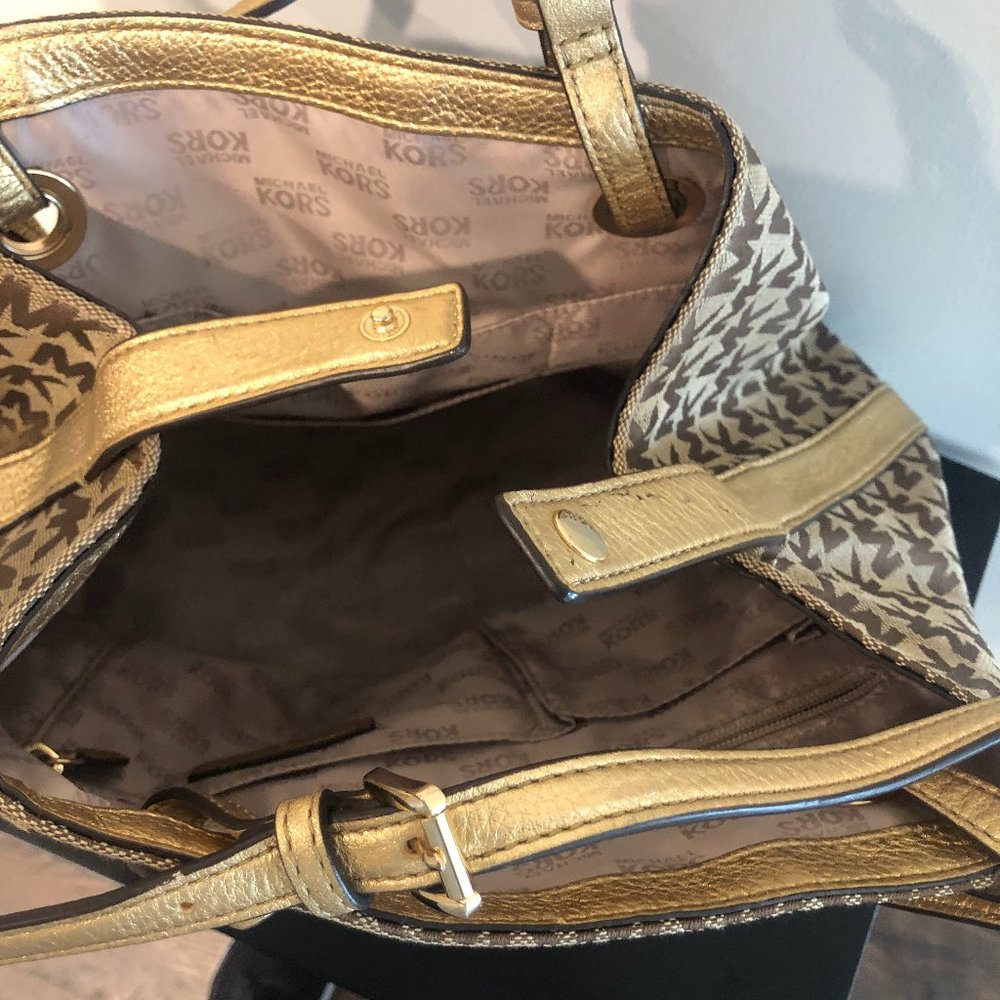 MICHAEL Michael Kors Handbag